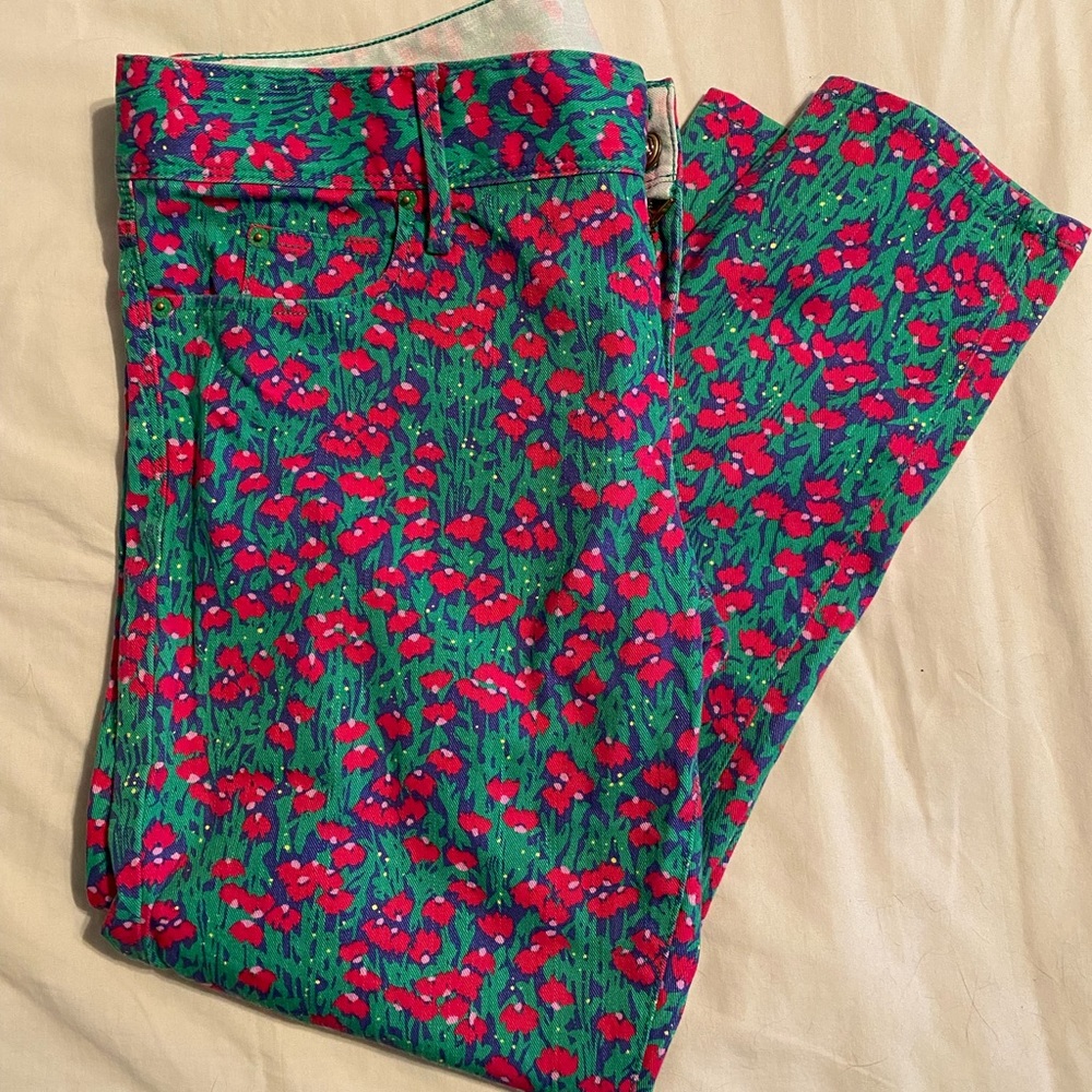 Lilly Pulitzer Green Floral Ankle Jeans with Pink & Red Print